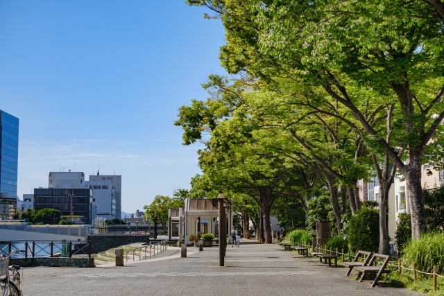 徳島市の外壁塗装はペイントホームズにお任せ！地域密着の理由